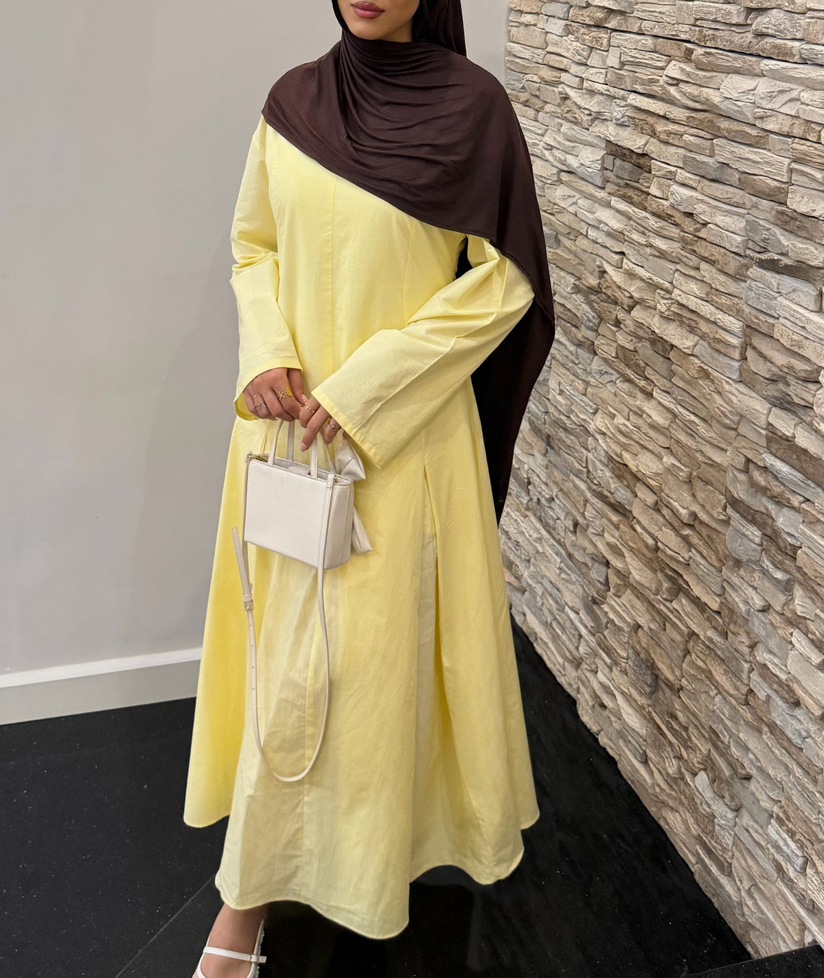 Robe cintrée jaune